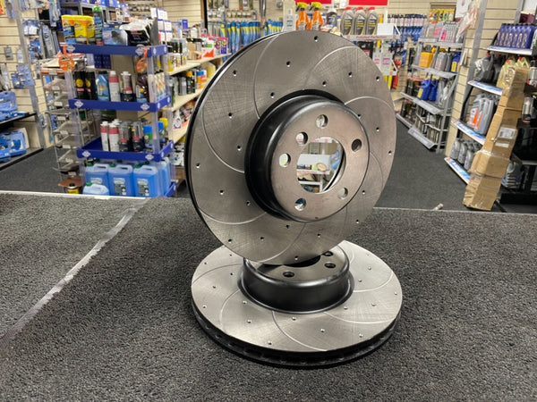 BMW M135I F20 DRILLED GROOVED BRAKE DISCS FRONT  340mm 