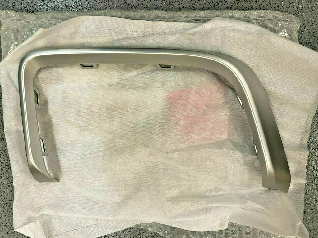 AUDI RS3 2016on REAR BUMPER DEFUSER EXHAUST TIPS TRIM RH ALUMINIMUM 8V48077321L1
