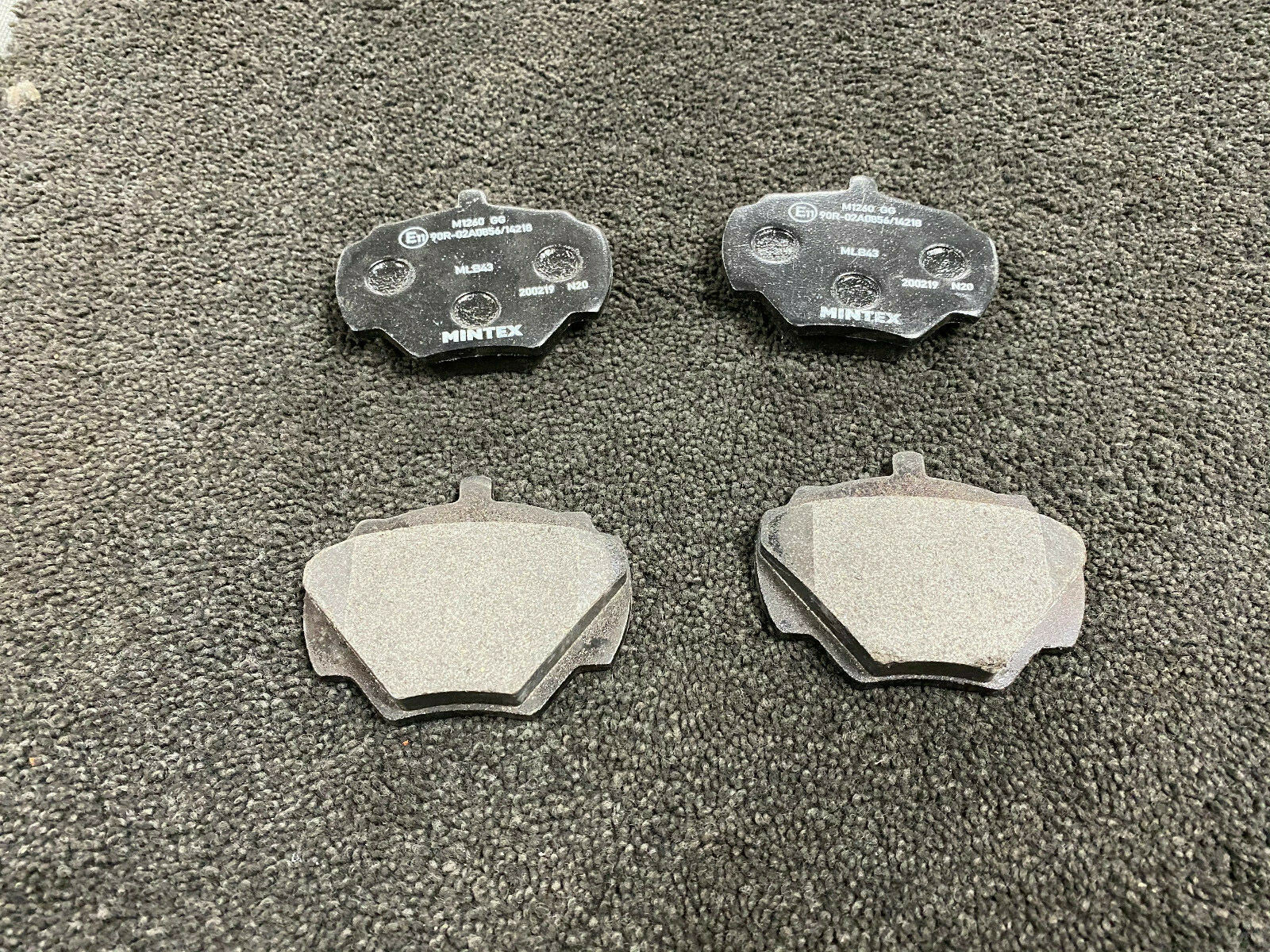 REAR BRAKE PAD SET MLB43 FOR CLASSIC RANGE ROVER 3.5 MK1 1970-95 LOCKHEED