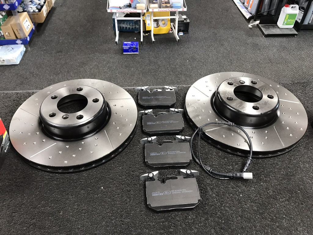 BMW 335D 335i F30 DIMPLED GROOVED BRAKE DISC MINTEX BRAKE PAD FRONT REAR 340+330