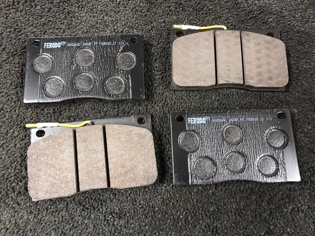 FRONT BRAKE PADS FIT ASTON MARTIN DB7 VOLANTE ZOGATO LAGONDA VANTAGE 3.2 6.0