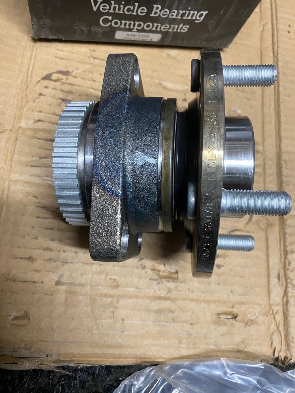 REAR WHEEL BEARING HUB KIT FITS MONDEO MK2 TURNIER 2.5 24V