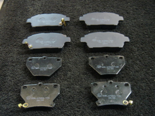 FOR TOYOTA CELICA 1.8VVTI 140 1999-2002 BRAKE PADS DISC BRAKE PADS FRONT REAR