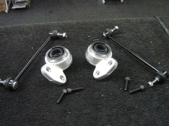 BMW E46 COMPACT CONVERIBLE LOWER WISHBONE ARM BUSHES 2 FRONT ANTI ROLL BAR LINKS