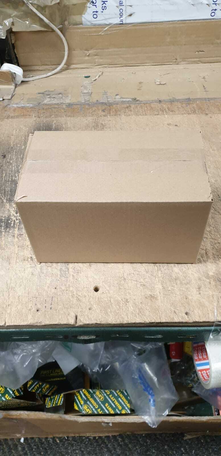 PACK OF 25 Small cardboard packing boxes 250mmx 150mm  x 140mm high