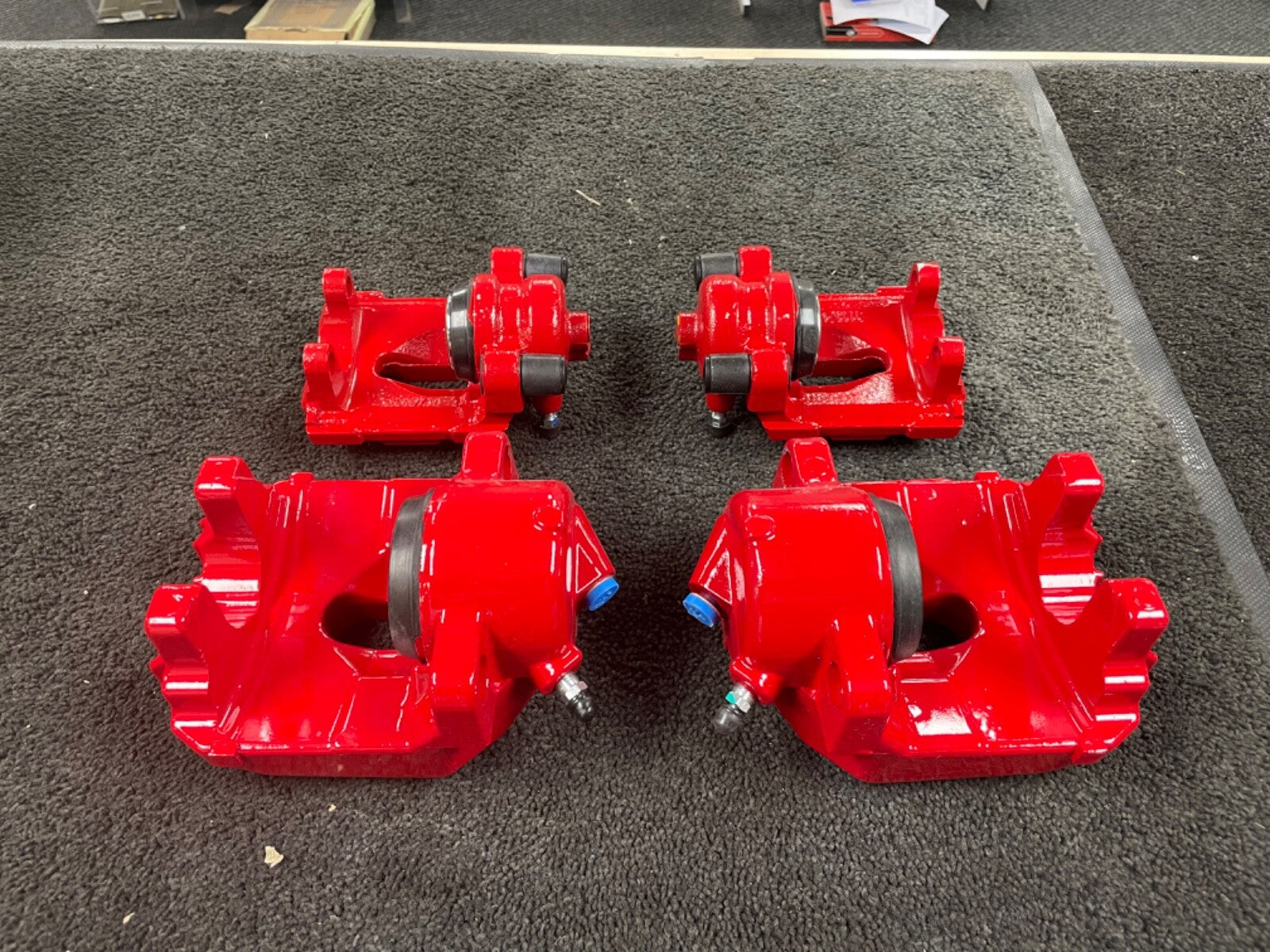 4 BRAKE CALIPERS + SLIDER PIN BMW 316 325 318 320 325 E90 E91 E92 E93 F + R  RED
