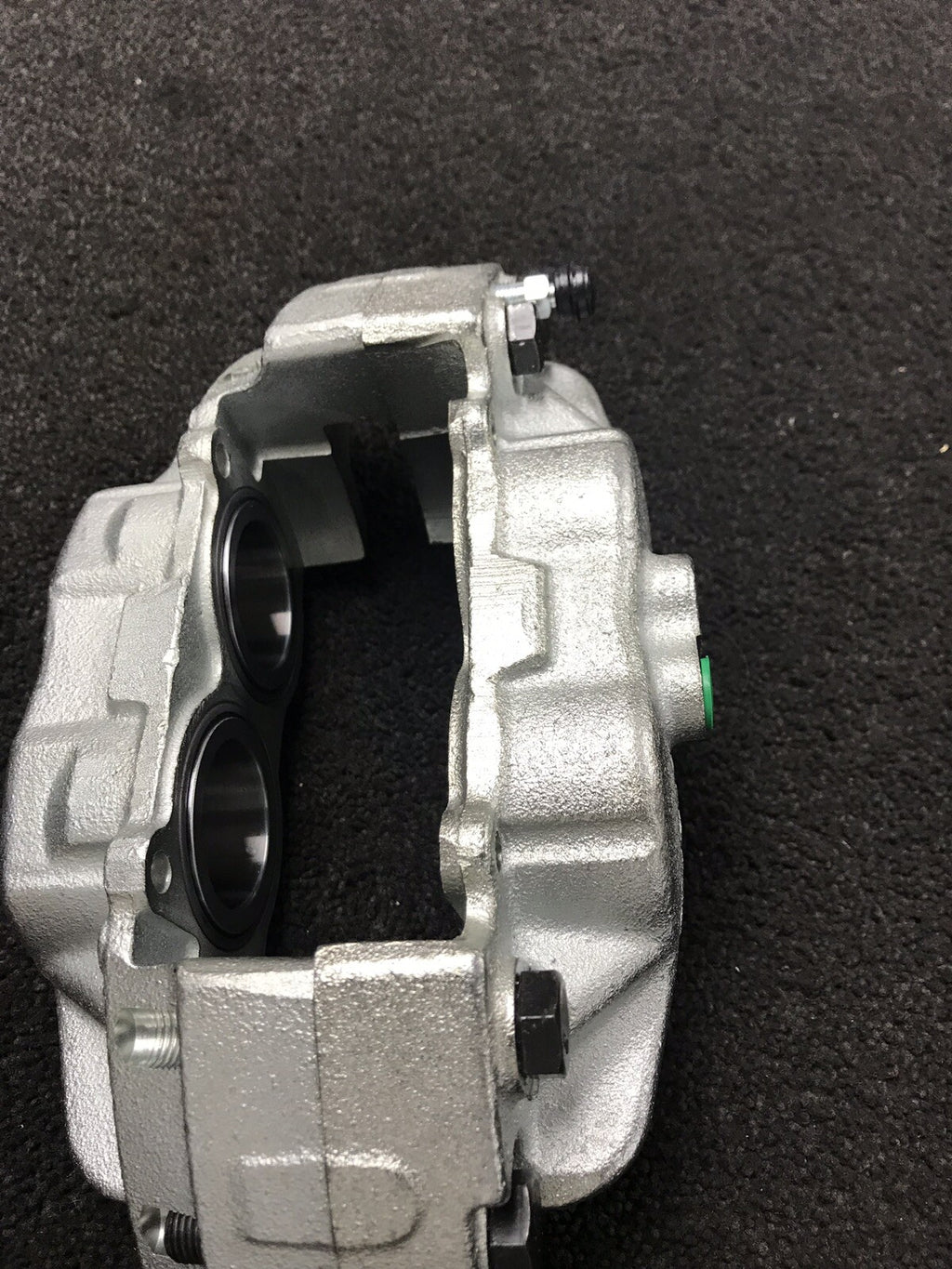 FRONT DRIVER RH OS BRAKE CALIPER FOR LDV CONVOY MODELS WITH SOLID DISC NO ABS