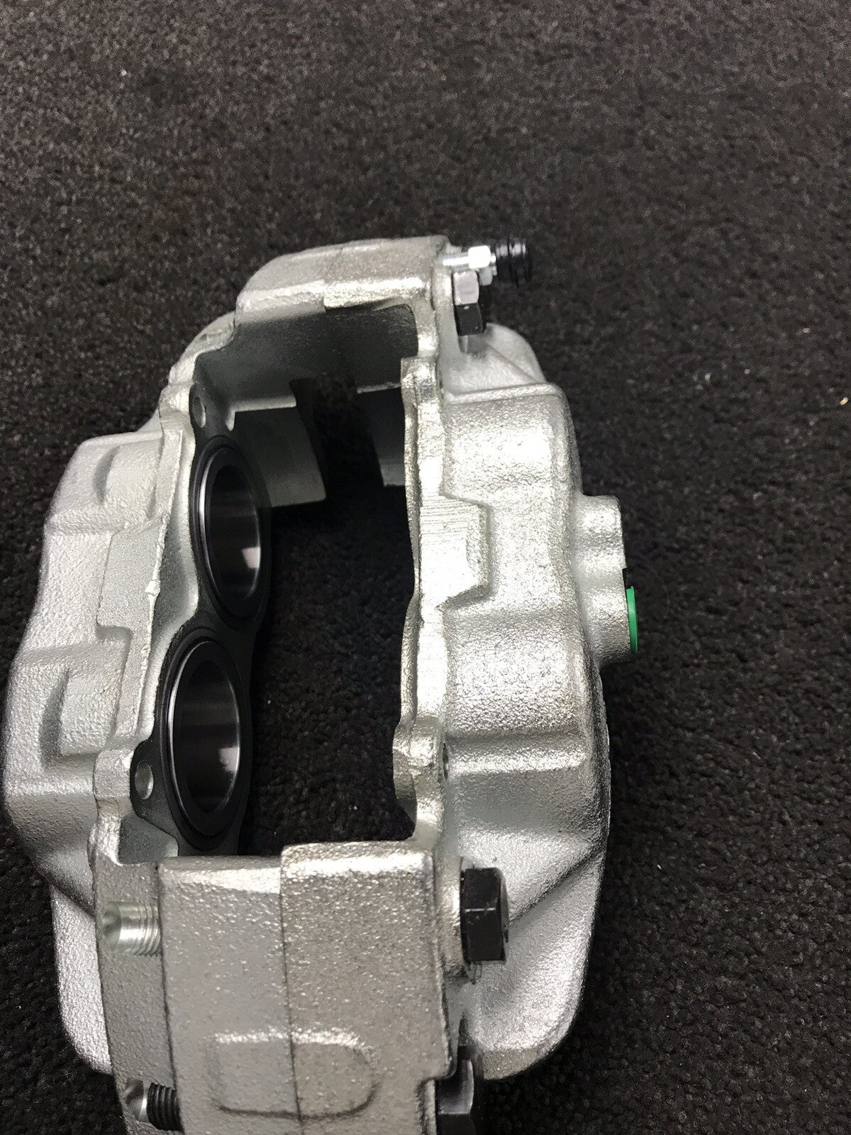FRONT DRIVER RH OS BRAKE CALIPER FOR LDV CONVOY MODELS WITH SOLID DISC NO ABS