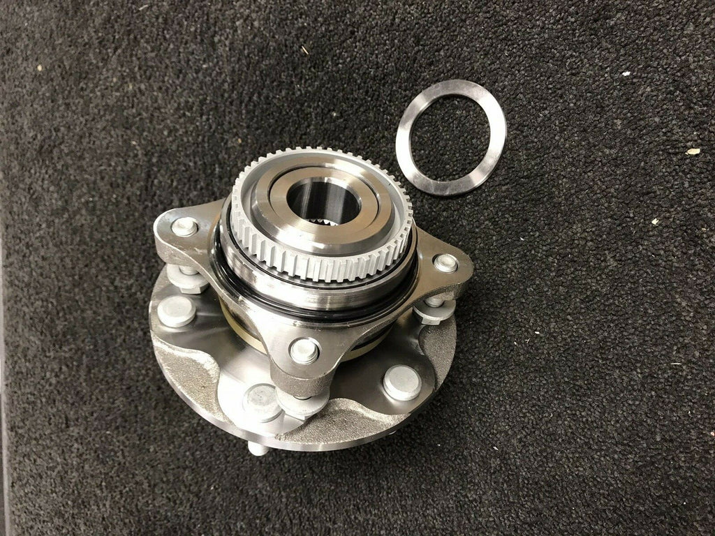 FRONT WHEEL BEARING HUB TOYOTA HILUX  VIGO DOUBLE CAB INVINCIBLE  D4D 2005-16