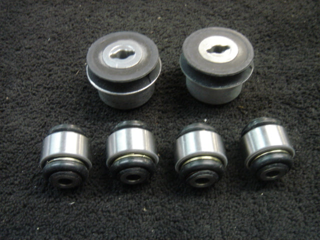 SAAB 9-5 Y3SE REAR SUSPENSION ROSE BUSHES 2 REAR TRAILING ARM BUSHES 
