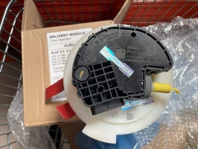 BRAND NEW AD-BLUE ADBLUE PUMP UNIT AUDI A6 C7 2.0 3.0TDi Bi-TDi QUATTRO GENUINE