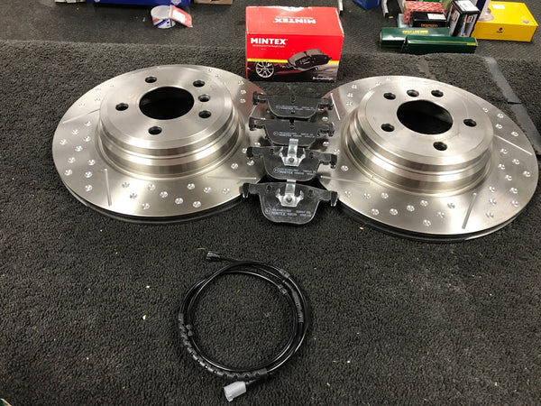 BMW 335D xDrive MSPORT F30 DIMPLED GROOVED MINTEX BRAKE DISC BRAKE PAD REAR