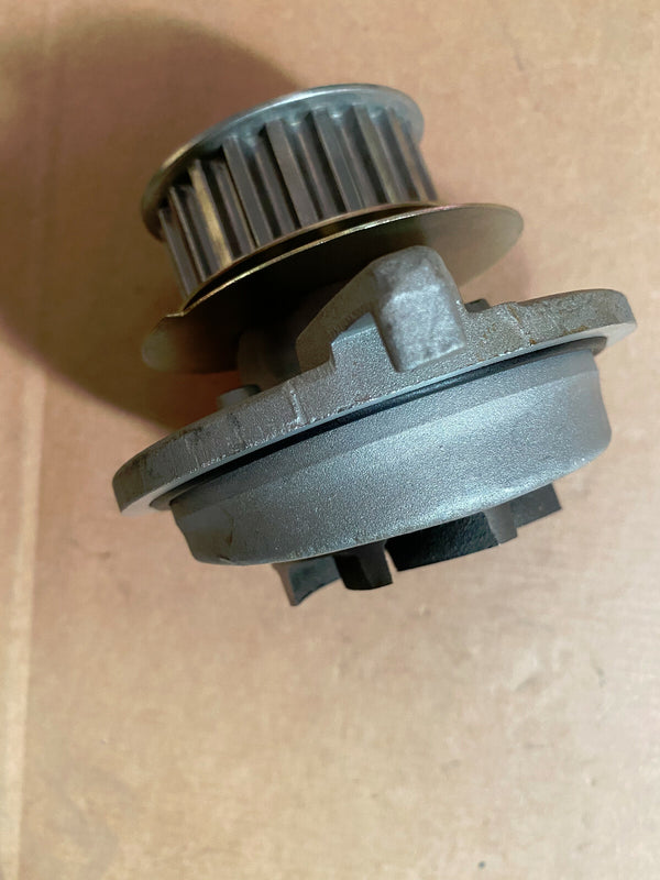 1 X WATER PUMP FOR DAEWOO ESPERO OPEL ASCONA C VAUXHALL ASTRA D E F CAVALIER 