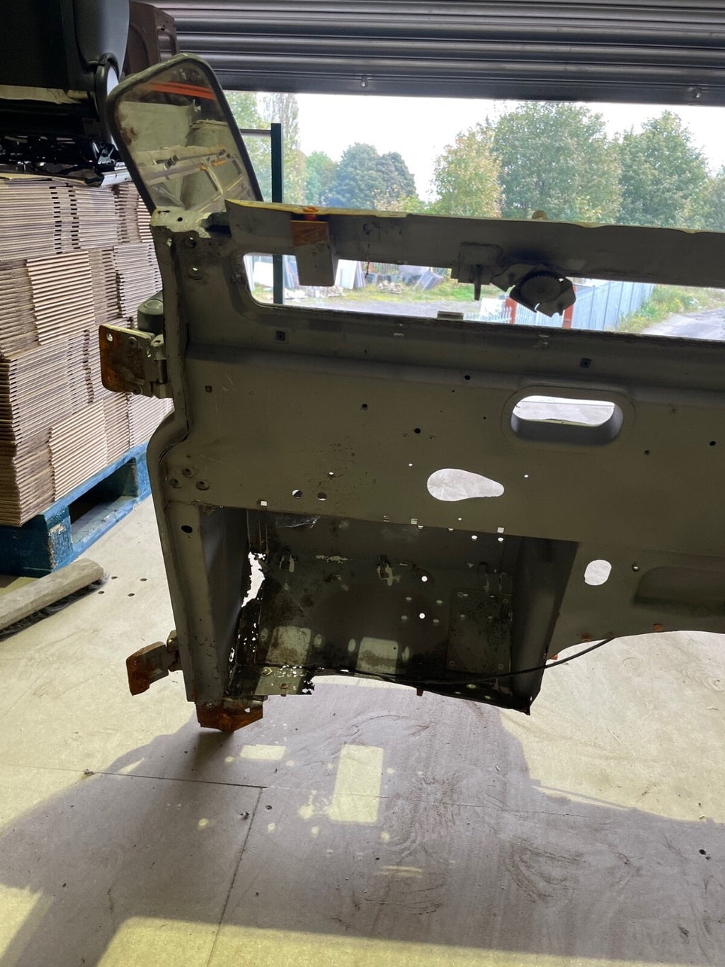 LANDROVER  DEFENDER 110 90 TDI BULKHEAD FOR LHD ONLY USED NEEDING REPAIR