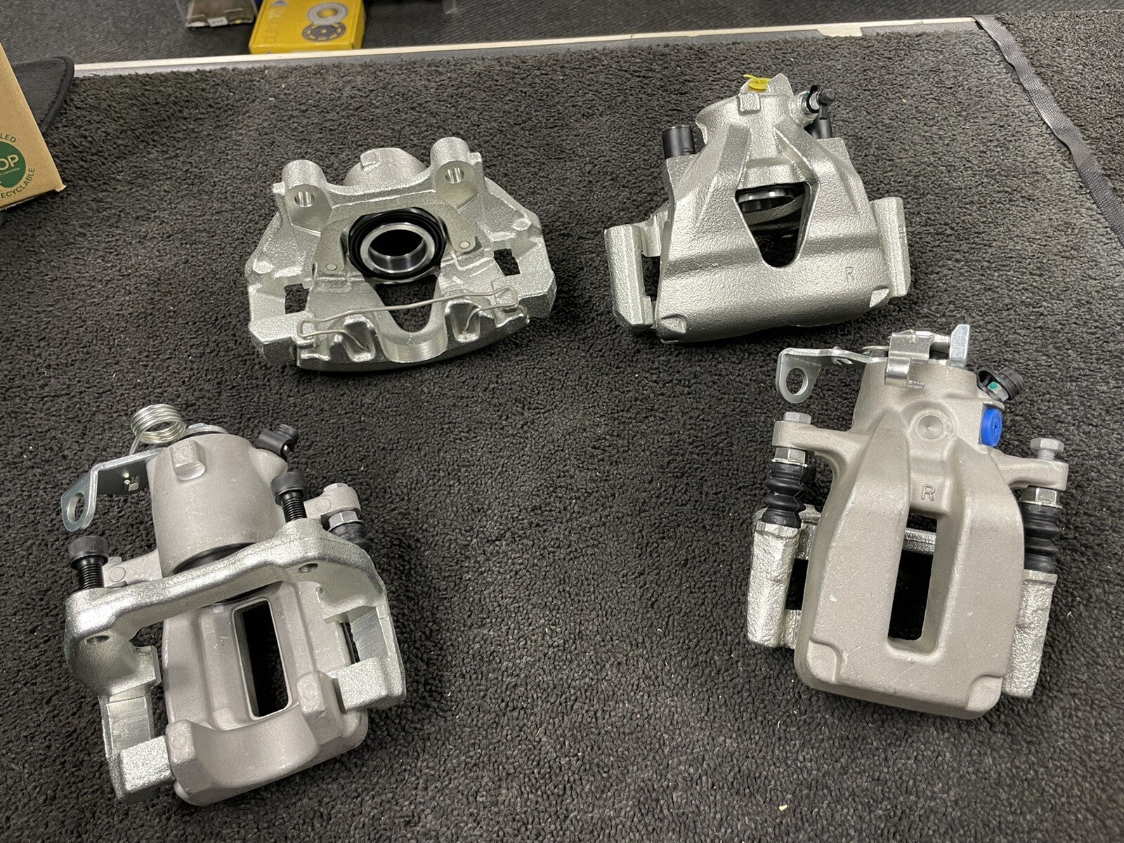 VW GOLF 4MOTION OCTAVIA VRS TT S3 BRAKE CALIPER FRONT REAR  BRACKET CARRIER 4WD
