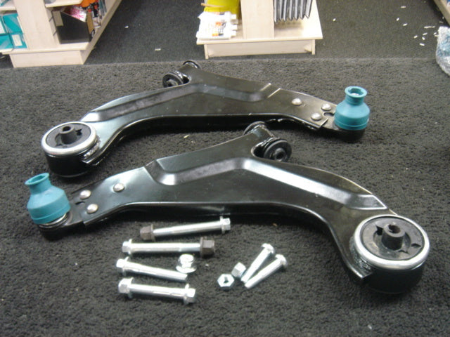 JAGUAR X TYPE 4WD AWD 2 FRONT LOWER WISHBONE SUSPENSION ARMS LEFT RIGHT