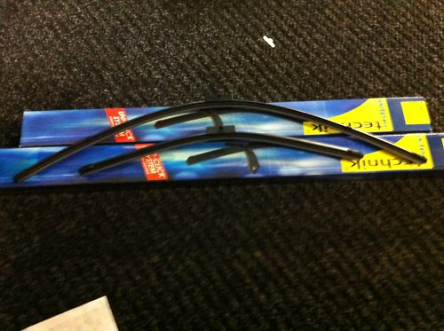 PEUGEOT 207 FLAT BEAM AEROFLEX WIPER BLADES X2