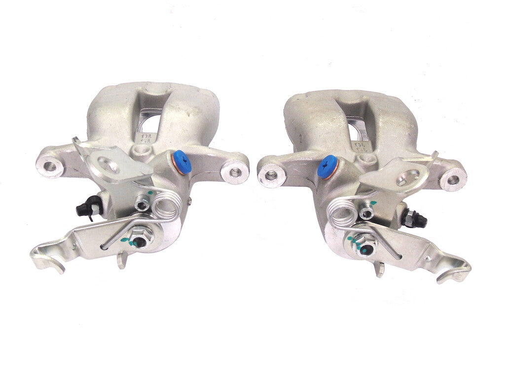 2 REAR BRAKE CALIPER BRACKET SLIDER PIN AUDI A3 QUATTRO SLINE TDi170BHP  