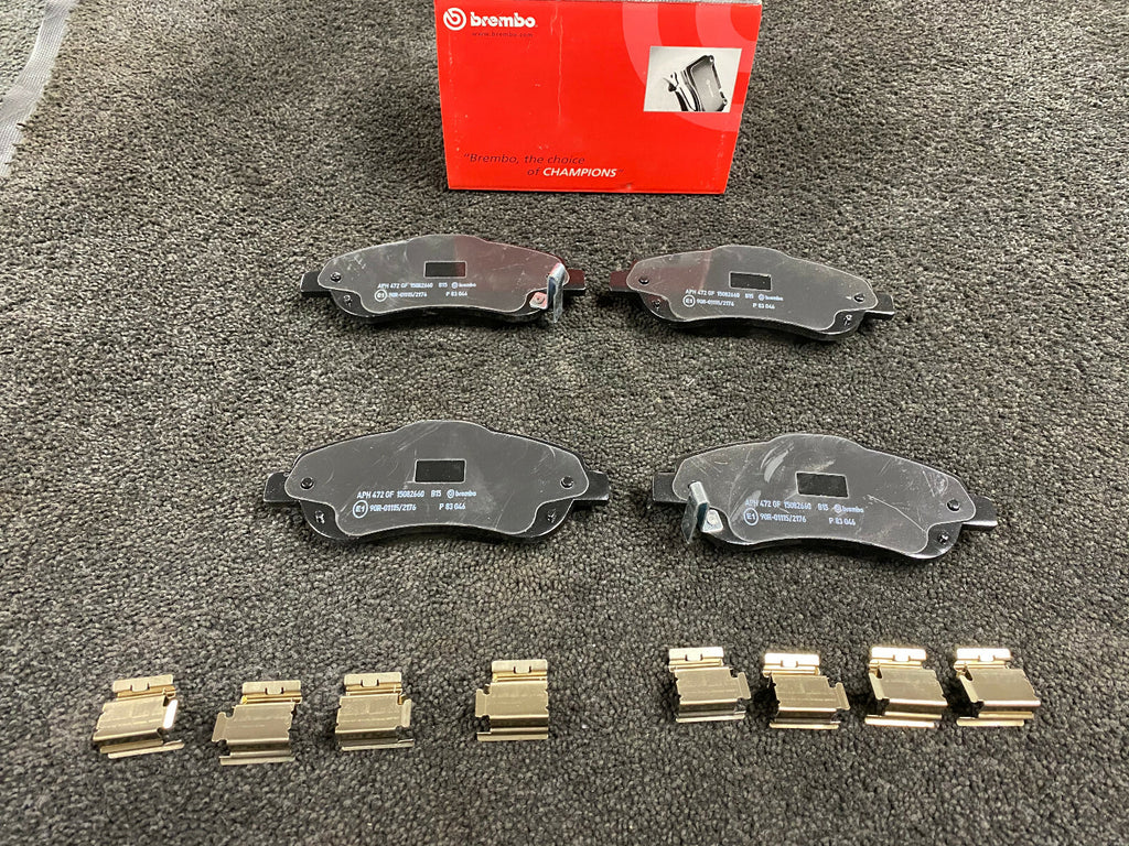 FOR TOYOTA AVENSIS 1.6 1.8 2.0 2.2 2.4 T250 COROLLA VERSO FRONT BRAKE PAD SET 