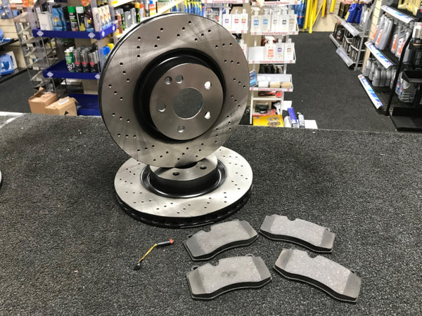 FOR MERCEDES S350 S CLASS W221 CROSS DRILLED BRAKE DISC BRAKE PADS FRONT REAR