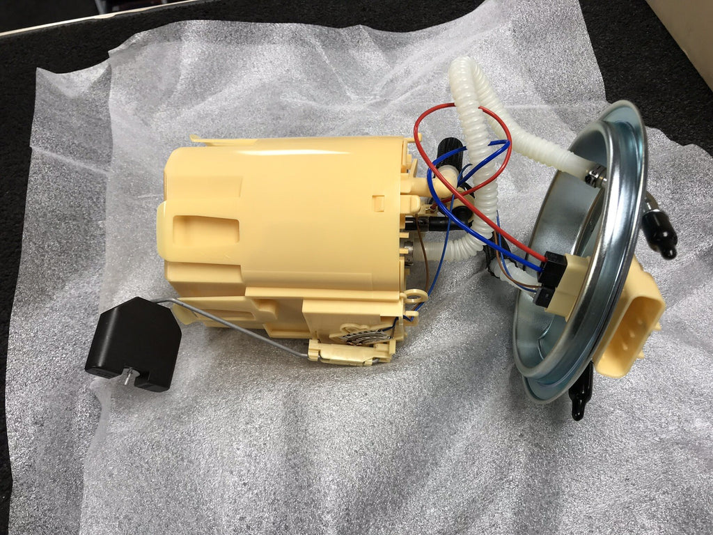 FOR VAUXHALL COMBO CORSA C 1.3DIESEL 1.3TD CDTi  16v DIESEL FUEL PUMP NEW OE
