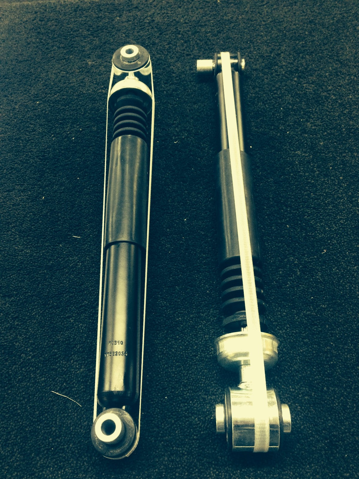 RENAULT LAGUNA MK2 ALL MODELS GAS FILLED REAR SHOCK ABSORBERS PAIR X 2