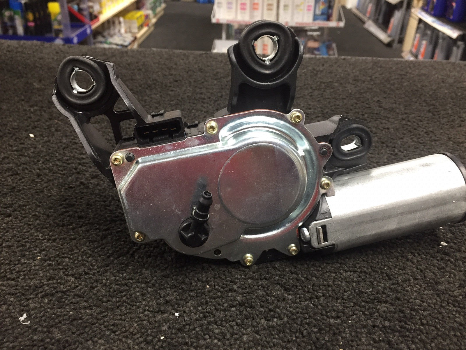 FOR VW TRANSPORTER T5 1.9 2.0 2.5 3.2 MULTIVAN NEW REAR WINDSCREEN WIPER MOTOR