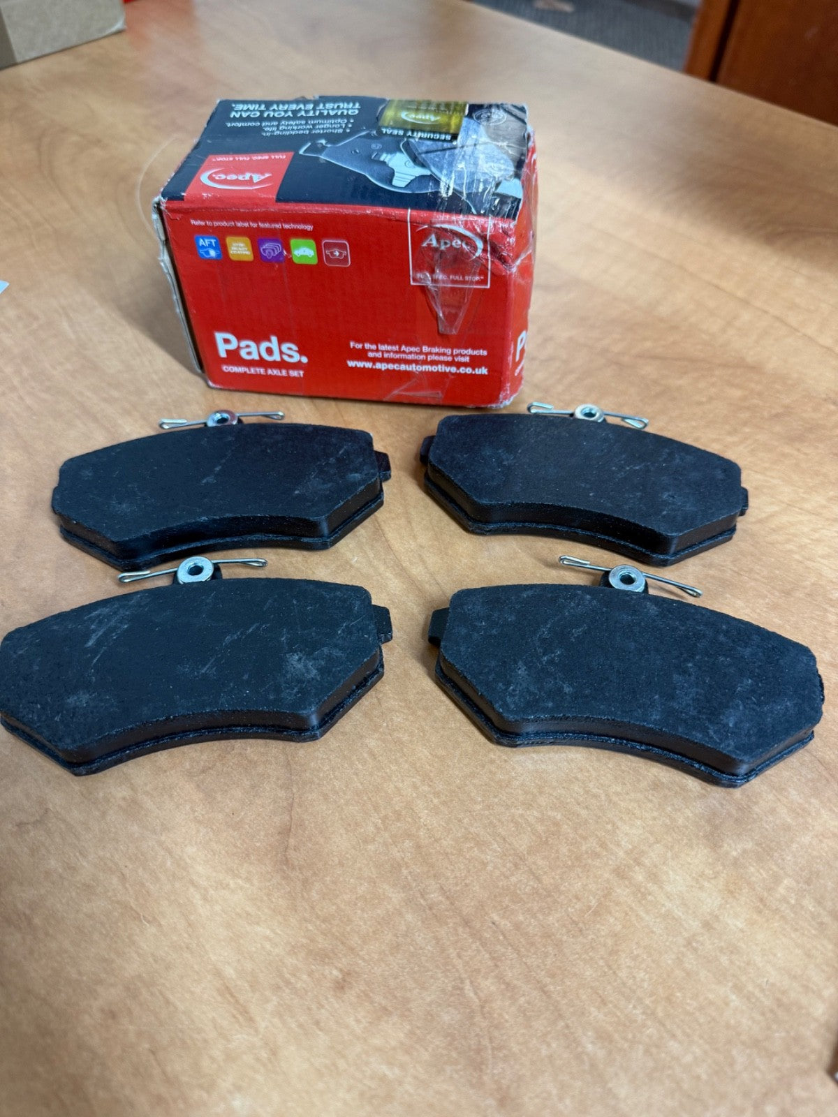 FRONT BRAKE PAD SET FIT AUDI QUATTRO 2.1 UR TURBO 1980-91