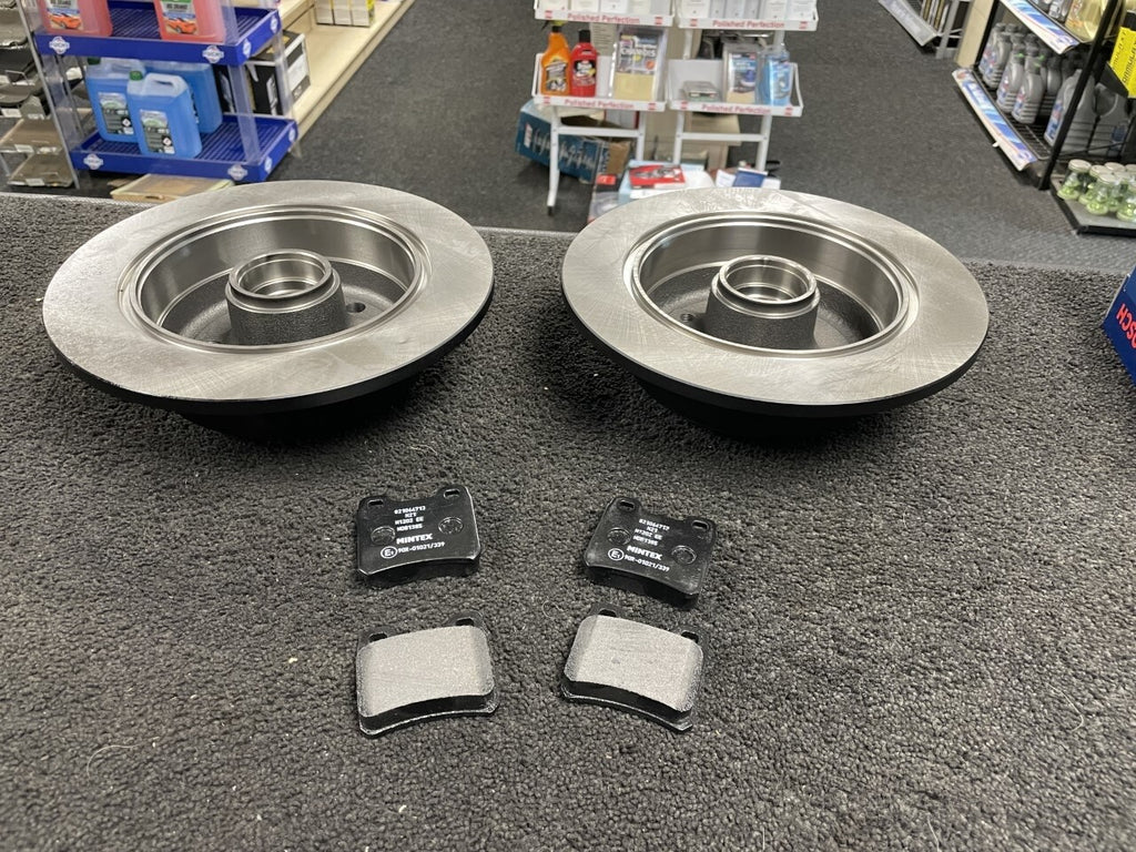 VAUXHALL ASTRA SRI  GTE BRAKE DISCS PADS REAR
