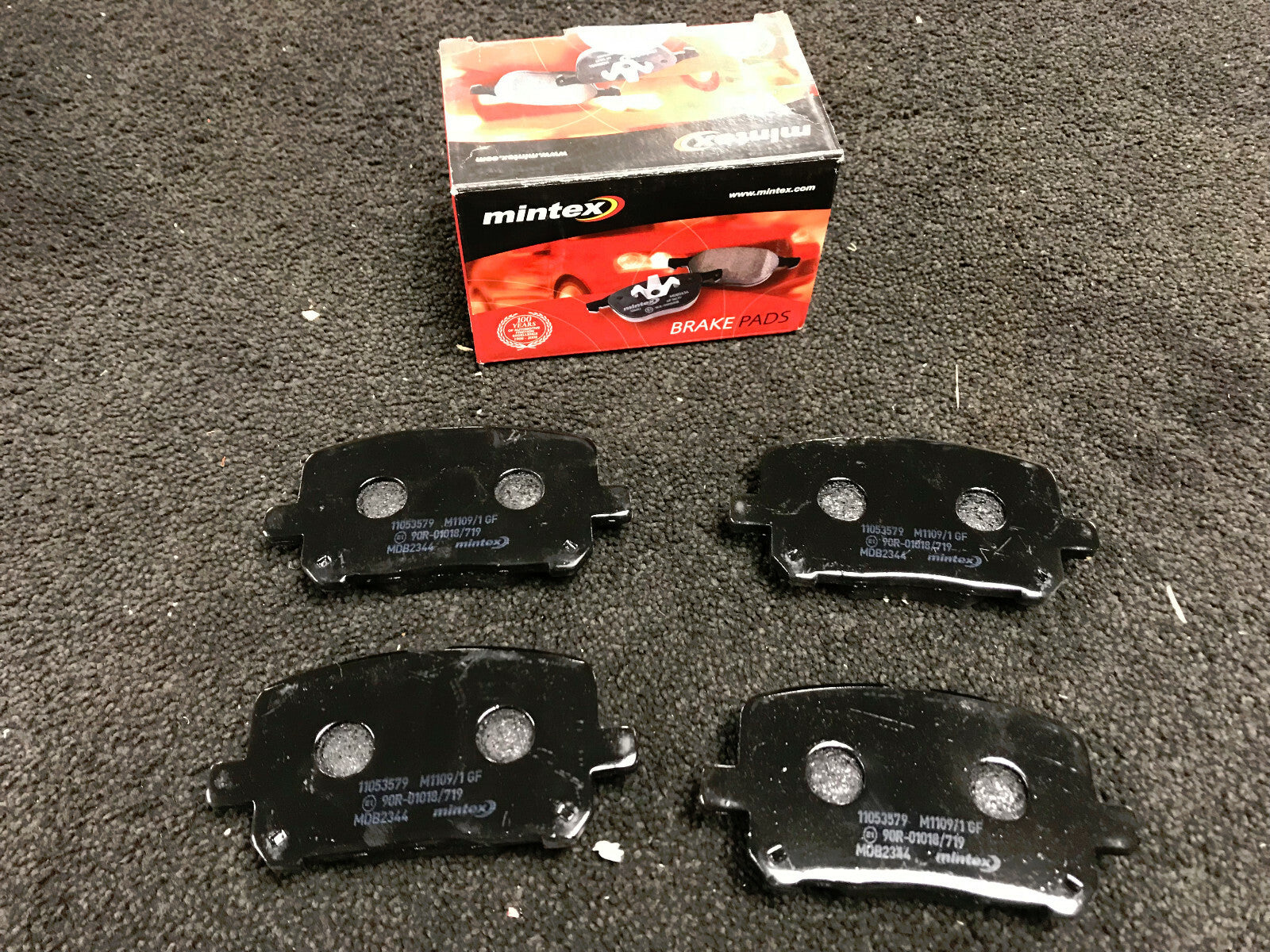 FORTOYOTA PREVIA LUCIDA ESTIMA 2.4 2.0 CDX D4D 1999-2003 BRAKE PADS MINTEX FRONT