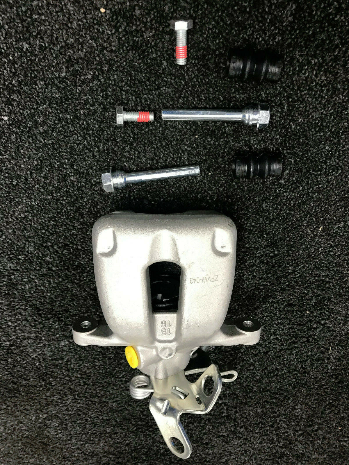 REAR BRAKE CALIPER RH  SIDE VW GOLF MK5 R32 AUDI A3 S3 TT EOS 8J QUATTRO 3.2