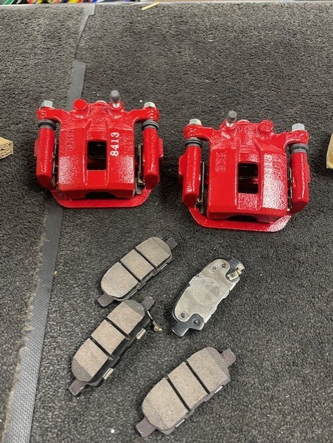 FOR NISSAN JUKE PULSAR QASHQAI TIIDA REAR BRAKE CALIPER BRAKE PADS SOLID DISC