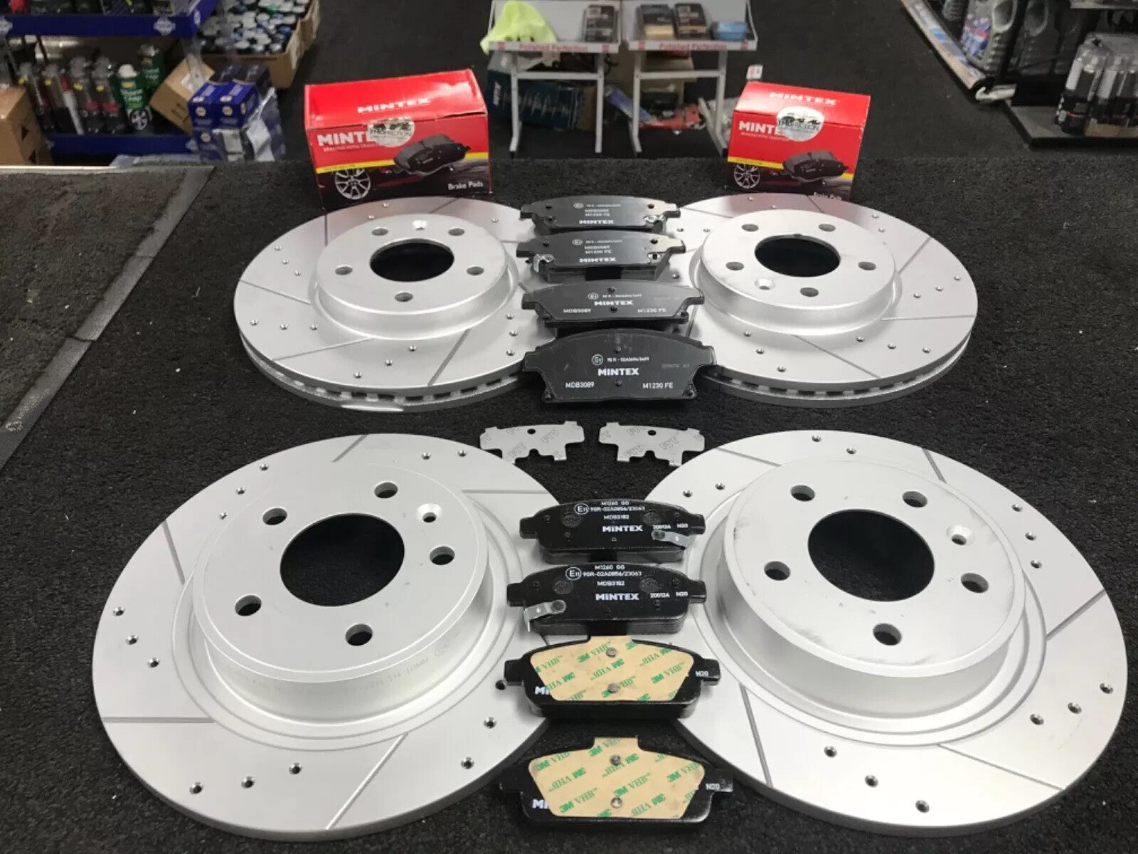 FOR VAUXHALL ZAFIRA TOURER ELITE CDTI MK3 A3470 FRONT REAR DRILLED GR DISCS PADS