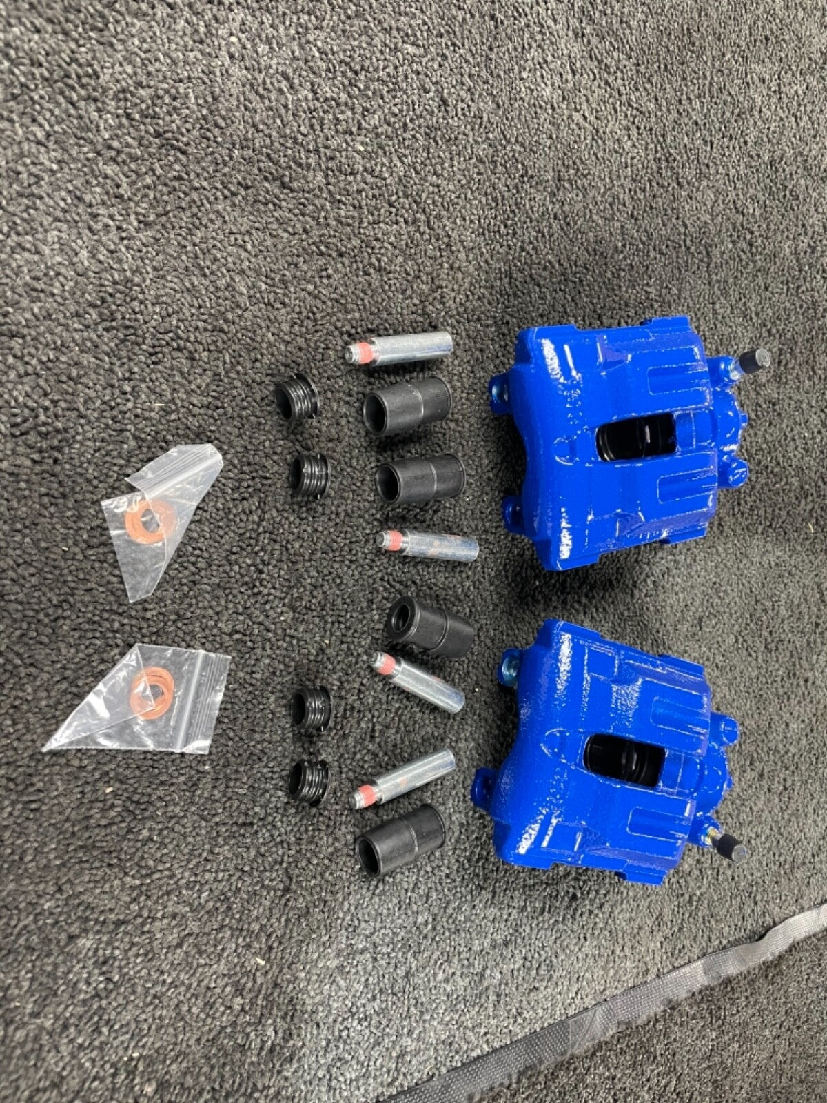 FOR BMW E81 E82 E87 E88 E90 E91 E92 E93 X1  BLUE REAR CALIPERS FOR 300MM DISCS