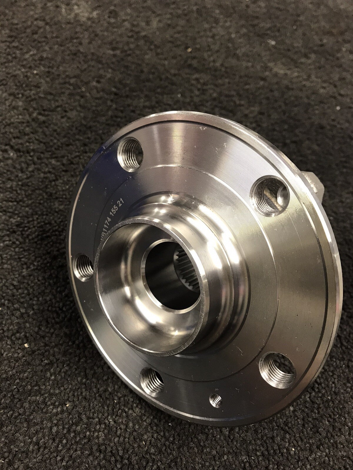 VW GOLF GTD MK7 MK8 FRONT WHEEL BEARING ABS ASB KIT COMPLETE WITH BOLTS 