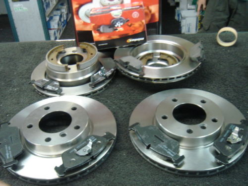 BMW E46 318 FRONT REAR MINTEX BRAKE DISCS PADS HB SHOES