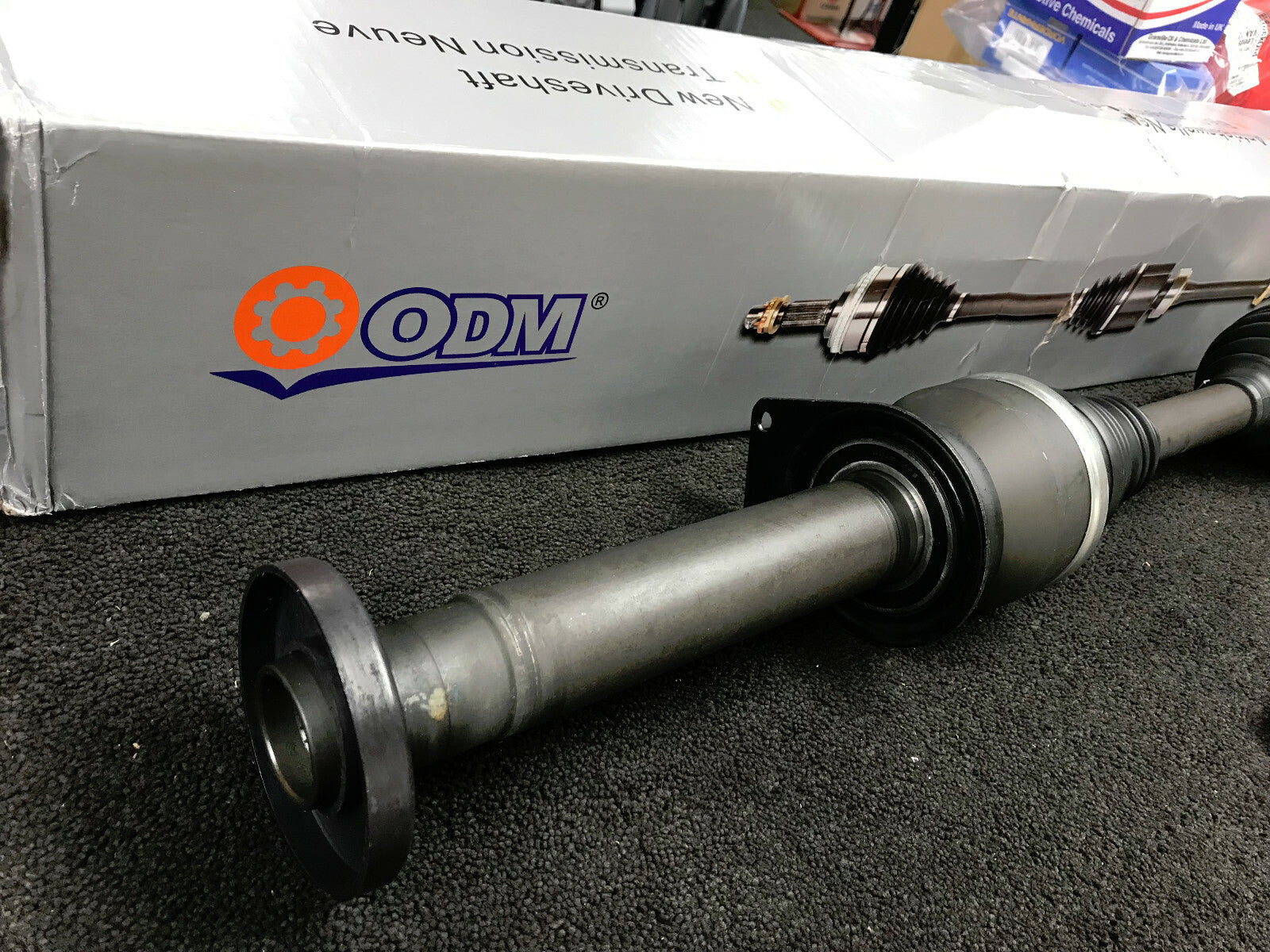 VW TRANSPORTER T5 2.5TDi DRIVESHAFT SHAFT STUB AXLE JOINT RH SIDE COMPLETE