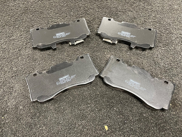 FOR FORD MUSTANG 2.3 ECOBOOST FRONT BRAKE PADS SET 