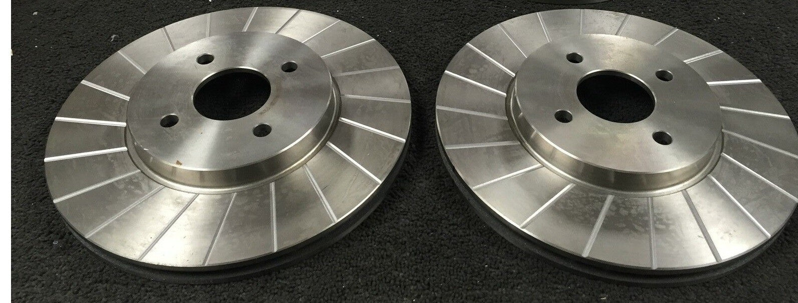 FORD FOCUS ST170 BRAKE DISC FRONT GROOVED BRAKE DISCS  