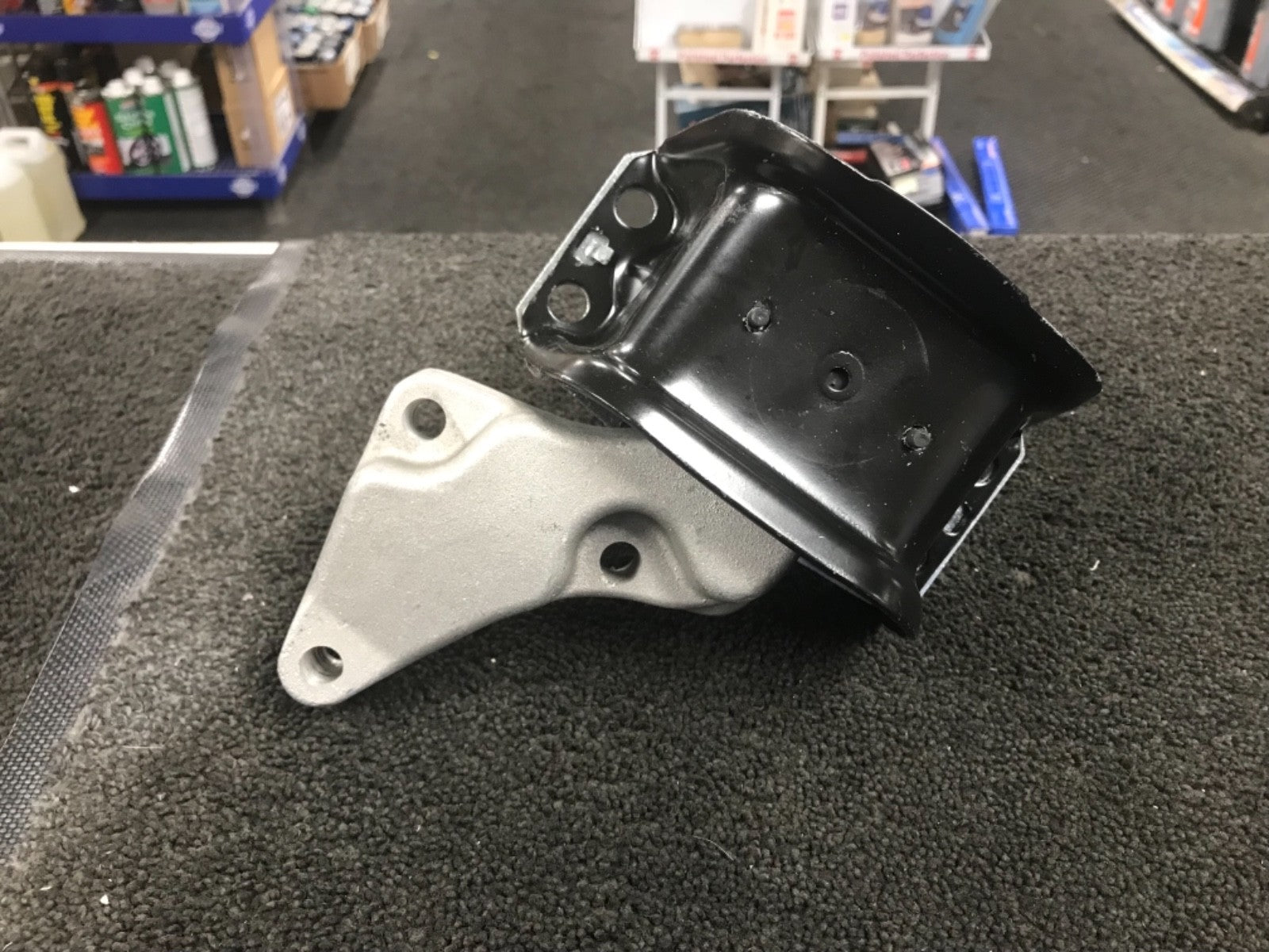 FOR PEUGEOT 307 2.0 16V CITROEN C4 2.0 16V ENGINE MOUNT FRONT UPPER TOP RIGHT