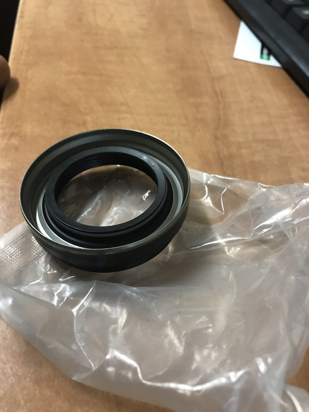 OIL SEAL FOR DRIVESHAFT FITS NISSAN NAVARA D40 DCi OUTLAW 2005-2010