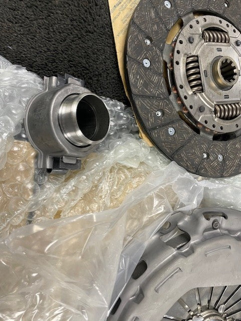 FOR IVECO DAILY 35c13  2.3TD 2011-22  CLUTCH KIT 1905290 2992027 500054879