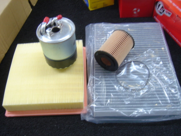FOR CHRYSLER 300C CRD 3.0TD  OIL  FILTER AIR FUEL POLLEN FILTERS SERVICE KIT