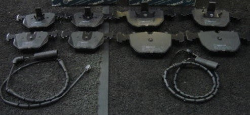 BMW X5 E53 3.0D 4.4i 2000-07 BRAKE PADS WITH SENSOR FRONT REAR FULL SET 