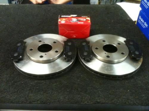 FOR TOYOTA MR2 VVTI  99 MINTEX FRONT BRAKE DISCS &PADS NEW