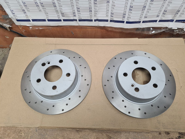 FOR MERCEDES C CLASS C204 W204 REAR DRILLED BRAKE DISCS 278MM