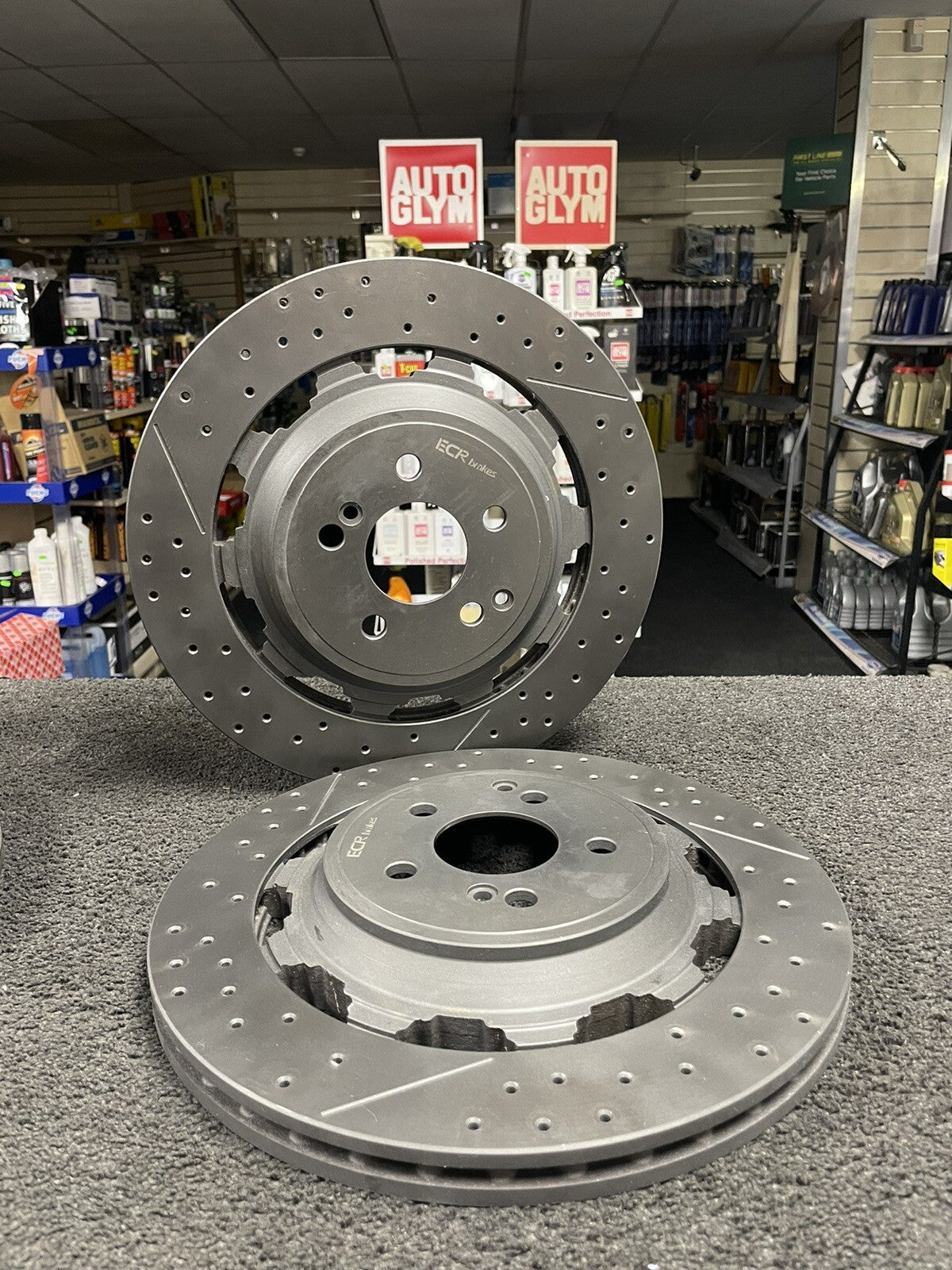 FOR MERCEDES AMG GT C63 W205 S205 A205 FRONT REAR BRAKE DISCS AND PADS