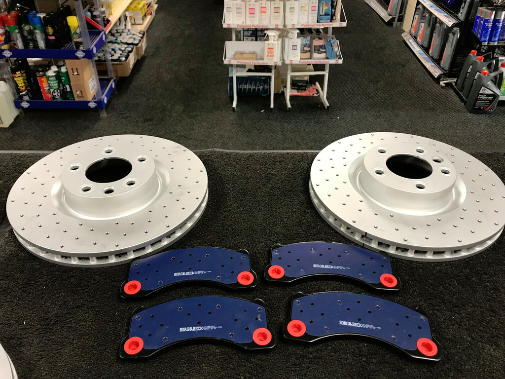 VW TOUAREG 5.0 R50 TDI BRAKE DISCS DRILLED FRONT & REAR 368MM 358MM & PADS