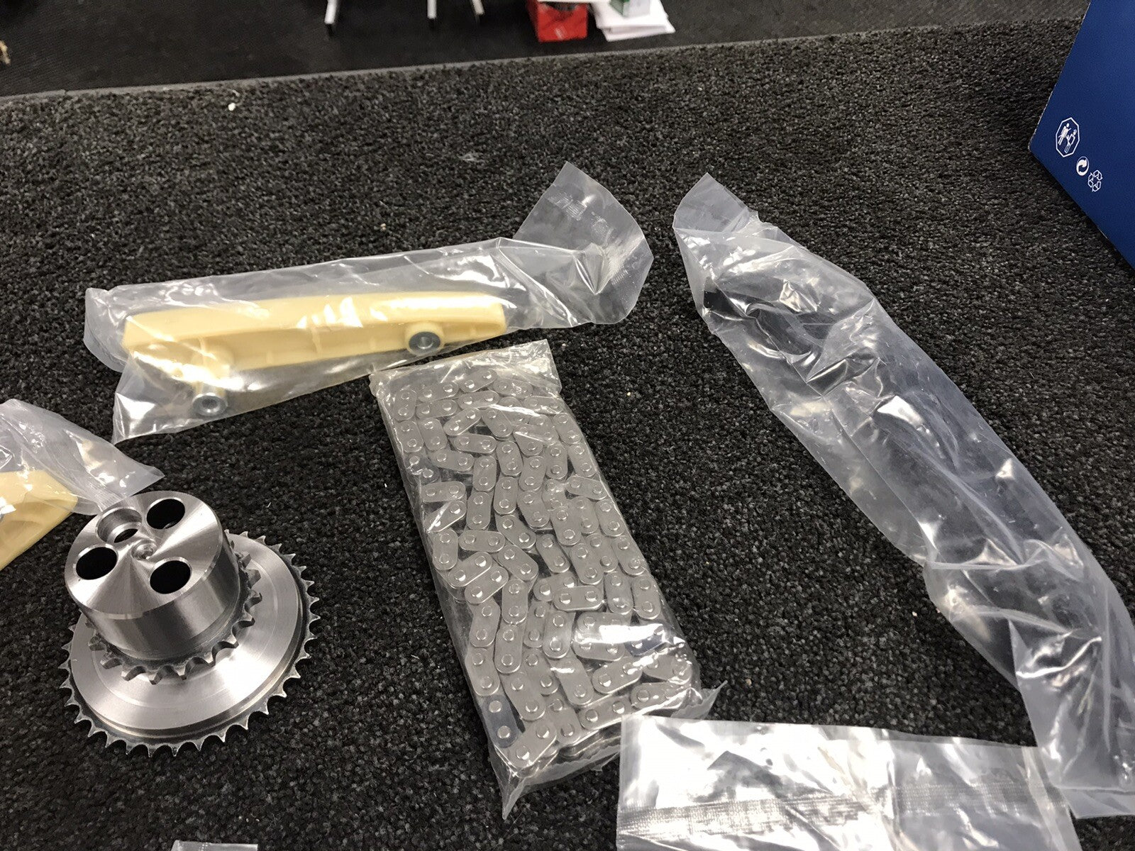 FORD TRANSIT TIMING CHAIN KIT 2.2 RWD MK8 2011 ON GEARS CHAIN GUIDES TENSIONER