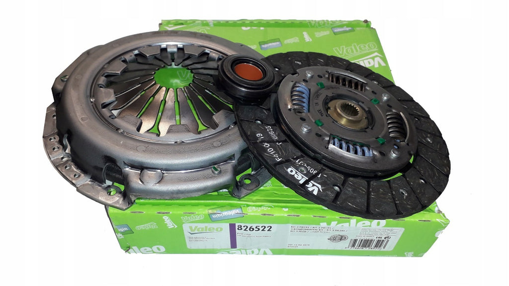 GENUINE VALEO CLUTCH KIT BRAND NEW  3 PCE GRANDE PUNTO 1.4 2006-2011